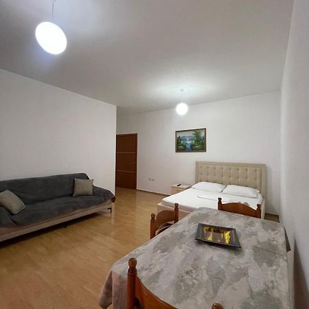 Keivi Guesthouse Sarandë Exteriér fotografie