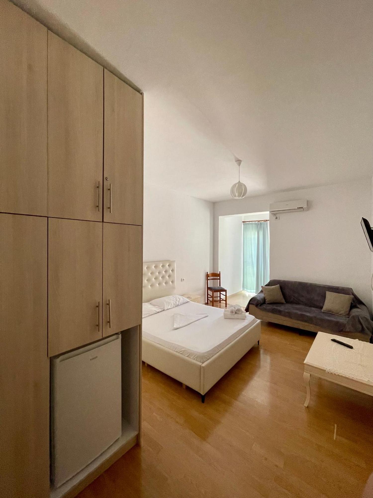 Keivi Guesthouse Sarandë Exteriér fotografie