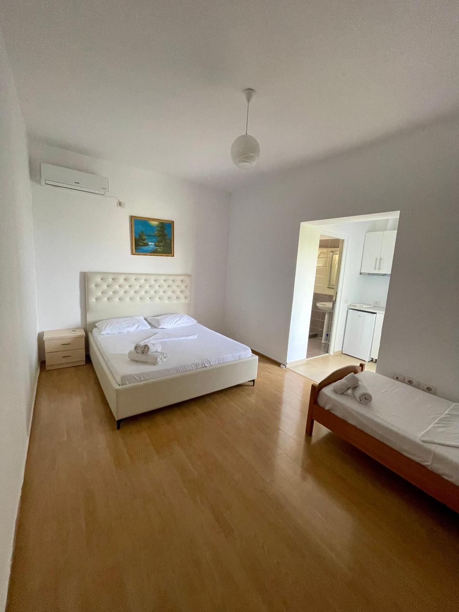 Keivi Guesthouse Sarandë Exteriér fotografie